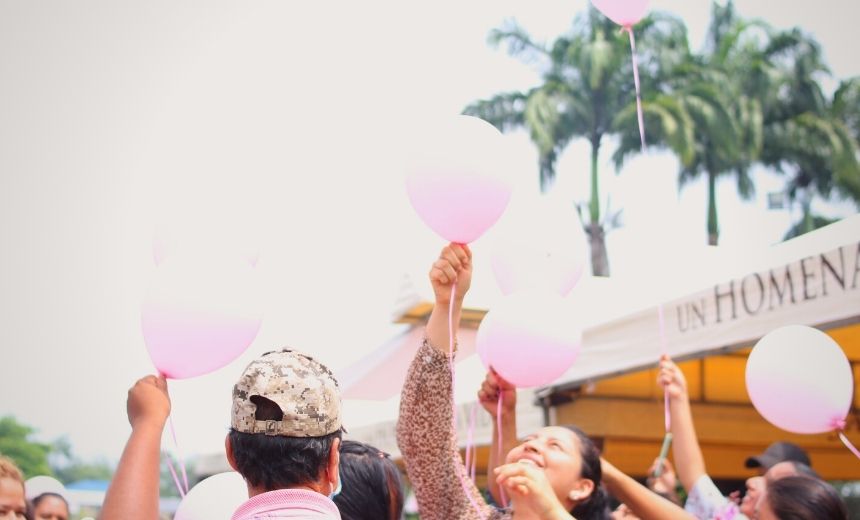 En Milagro muchas personas cantaron melodías para mamá