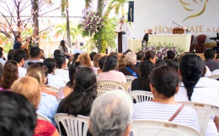  Un Homenaje de amor para los Fieles difuntos