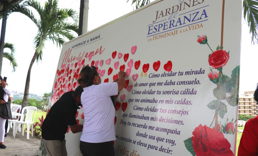 Un homenaje por el Día de las Madres